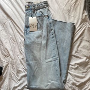 Light wash blue denim jeans from ZARA